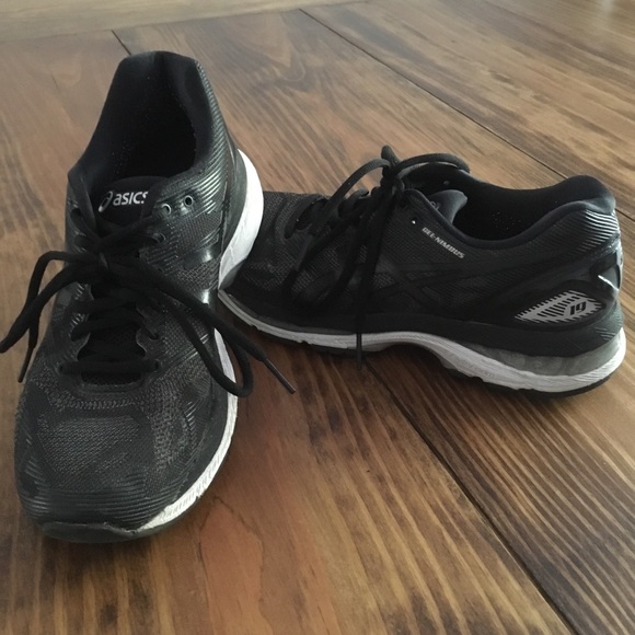 Asics Shoes - ASICS Gel-Nimbus 19 Black & Gray Running Shoes EUC